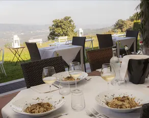 Soave Relais Castelcerino - Image 5