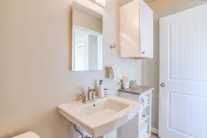 Beach Abode - Image 4