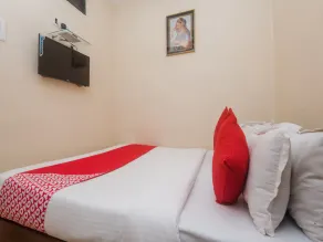 OYO 19841 Shivar Guest House - Image 2