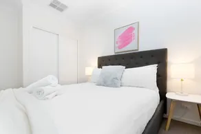 Resortstyle 4BR House With Parking@werribee - Image 3