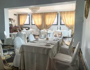 Savoy - Image 2