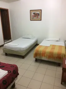 Hotel Ecuador - Image 2