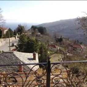 Erotas Hotel - Image 3