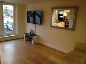 Iffley Apartments - Image 4