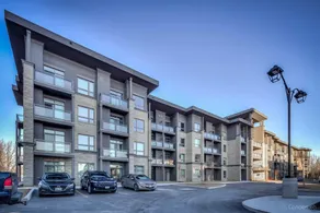 Contemporary Condo at Lake Ontario - Image 3