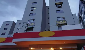 Radhe Residency by OYO Rooms - Image 4
