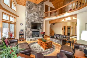 Wispering Woods House - Image 4