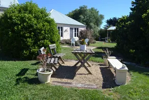 Mulberry Cottage Bed & Breakfast - Image 3