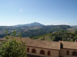 Holiday Home in Montelparo with Pool, Tennis Court & Parking - Image 3