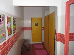 Yellow Nest Hostel Barcelona - Image 3