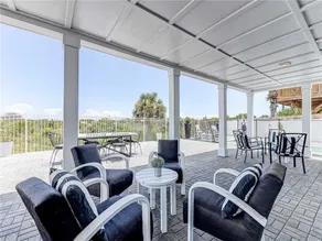 Anastasia Beach House - Image 2