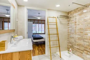 Nice & Cozy 4 Bed in Sants-montjuic BCN - Image 3