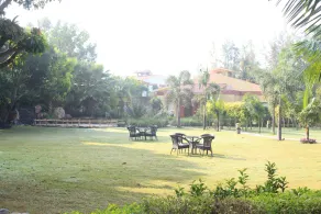 Corbett Wild Iris Spa & Resort - Image 4
