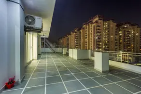 QUITE GOOD HOUSE - Image 3