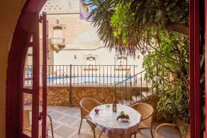 Gozitan Farmhouse Pool &amp; Jacuzzi - PP 2 - Image 4