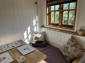 Robins Retreat - Orchard With hot tub - see Extras - Image 3