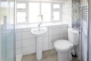 Host Stay Red Kite Lodge - Image 5
