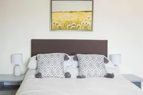 1-bed Apartment in Helston - Resturant and Golf - Image 2