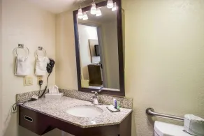 Sleep Inn Kansas City International Airport - Image 2