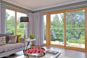 Enchanting Home With Furnished Balcony in Cults, Scotland - Image 2