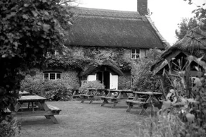 The Shave Cross Inn - Image 4