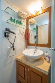 Neat flat in Argostoli seaside Town - Image 5