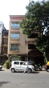 Benazeer Hotel - Image 4
