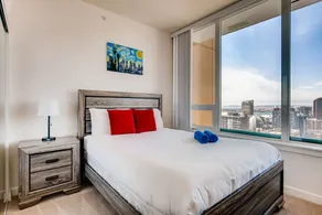 Gorgeous 2 BR  Downtown San Diego - Image 3