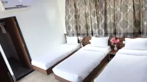 Hotel Keshav - Image 4