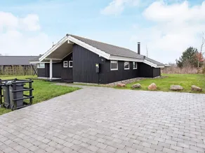 Charming Holiday Home in Jægerspris With Sauna - Image 5