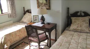 An Dooneen B&B, The Hurley Farm - Image 5