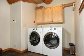Paradise Meadow Lodge - Image 4