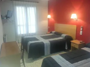 Hostal Can Jaume - Image 4