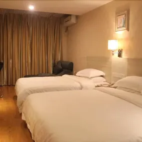 Mini Stars Hotel - Image 2