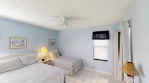 Bright 2 Bedroom Ground Floor, Ocean Front Condo With Beach Access And Pool Condo - Image 3