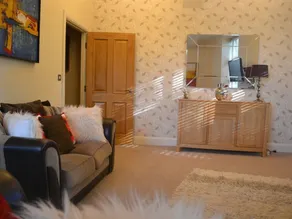 Saddleworth Serviced Apartments - Image 2