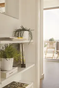 Cool and Sea Beach House - Image 3