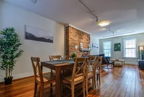 3BR Colonial House w/Parking by CozySuites - Image 5