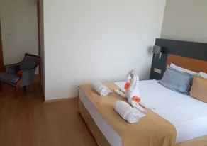 Orange Park Hotel - Image 2