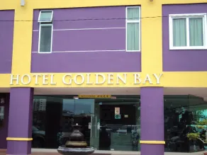 Golden Bay Hotel - Image 3