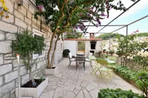 Holiday home Zarko - 50m to the sea - Image 3