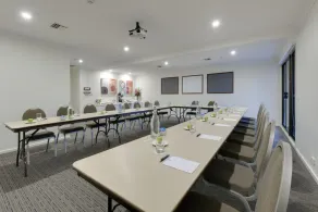 ibis Styles Canberra Tall Trees - Image 2