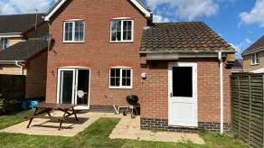Entire 3-bed House - Child & Pet Friendly - Image 3