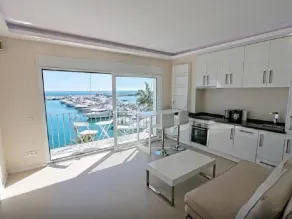 First line luxury Penthouse - Image 5