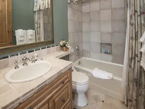 Greenhill Court Vacation Home - Image 2