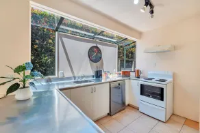 Ponsonby Holiday Home Near The City - Image 3