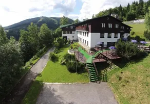 Venuse - Image 5