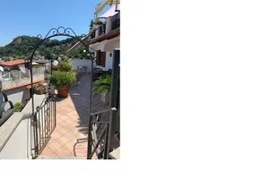Sunset House in Casamicciola - Image 4