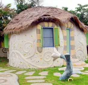 Naidee Sculptured Huts @ Vic Hua Hin - Image 3