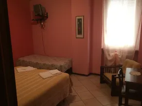 Albergo La Grolla - Image 2